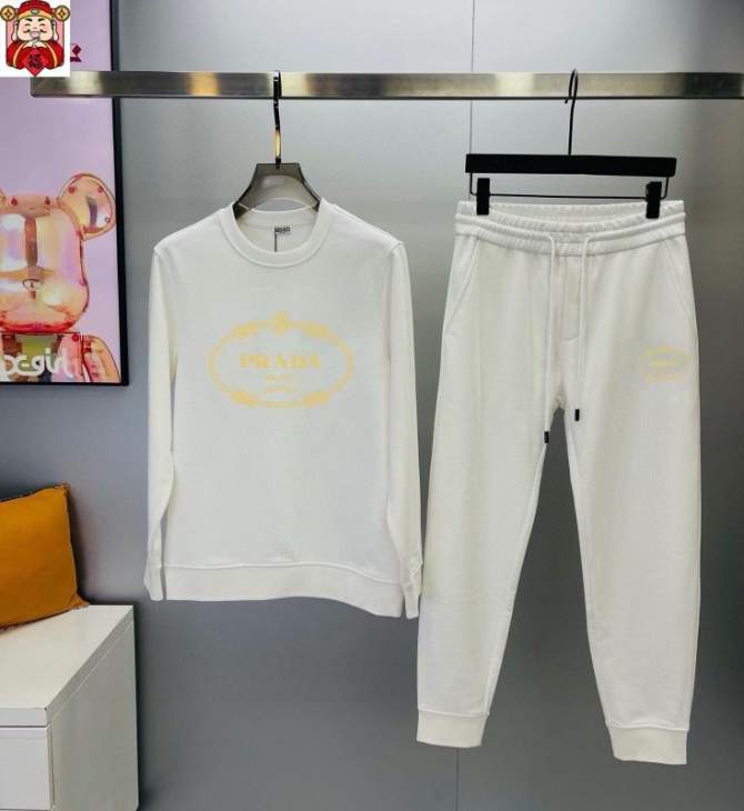 Picture of Prada Sweater Suits _SKUPradaM-5XLkdtr33642365